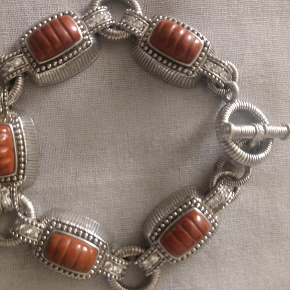 Judith Ripka Toggle Bracelet - Picture 5 of 15